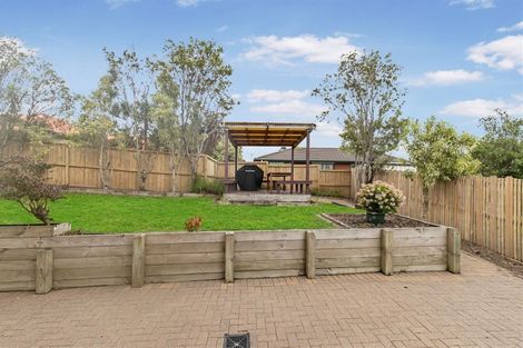 Photo of property in 54 Black Teal Close, Unsworth Heights, Auckland, 0632