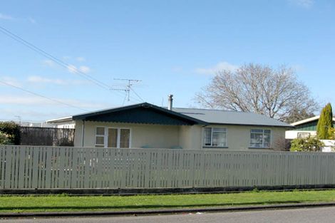 Photo of property in 27 East Street, Greytown, 5712