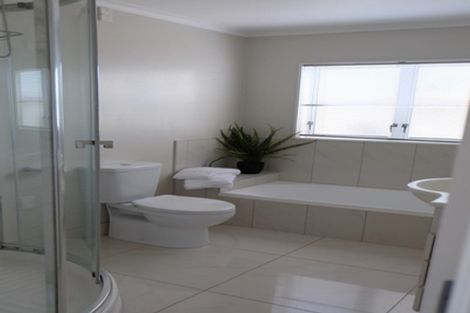 Photo of property in 1/15 Chatswood Grove, Fitzroy, New Plymouth, 4312