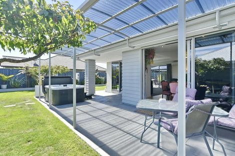 Photo of property in 21 Sovereign Boulevard, Kaiapoi, 7630