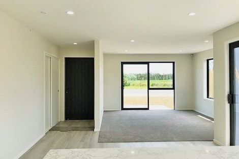 Photo of property in 63 Clarks Beach Road, Clarks Beach, 2122