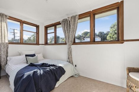 Photo of property in 17 Dimock Street, Titahi Bay, Porirua, 5022