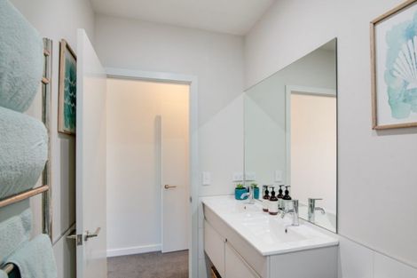 Photo of property in 10 Fife Court, Jacks Point, Queenstown, 9371