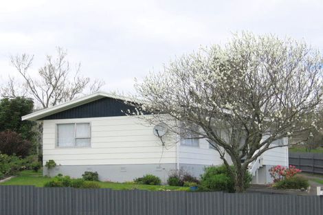 Photo of property in 84 Sherwood Street, Bellevue, Tauranga, 3110