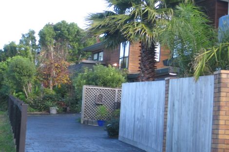 Photo of property in 1/6 Bluefin Way, West Harbour, Auckland, 0618