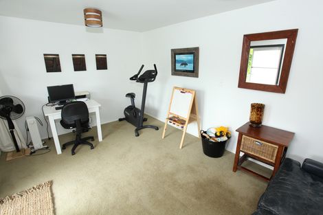 Photo of property in 105 Greenslade Road, Raglan, 3295