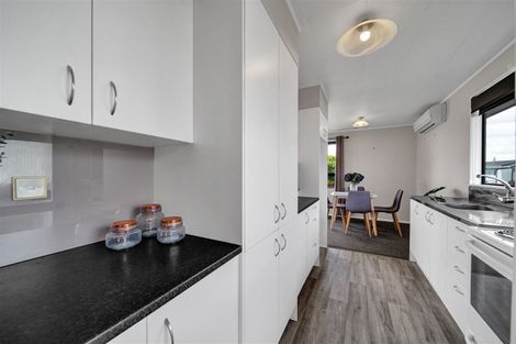 Photo of property in 51 Sunnyvale Street, Bell Block, New Plymouth, 4312