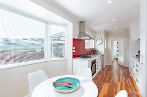 Photo of property in 15 Ruru Crescent, Heretaunga, Upper Hutt, 5018