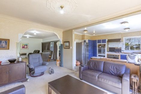 Photo of property in 11 Cook Street, Waipukurau, 4200