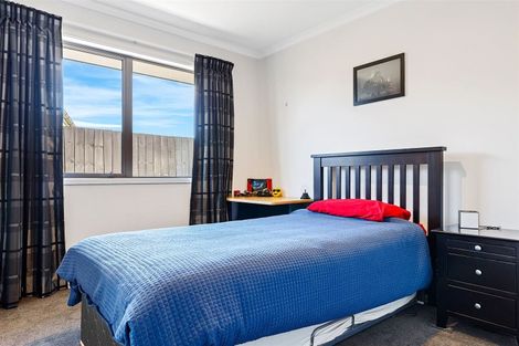 Photo of property in 155 Queenspark Drive, Parklands, Christchurch, 8083