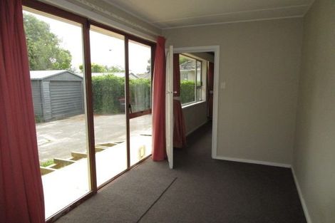 Photo of property in 12 Hooker Avenue, Bryndwr, Christchurch, 8053