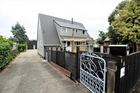 Photo of property in 11 Ross Street, Woodville, 4920