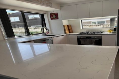 Photo of property in 94d Bay Street, Red Beach, 0932