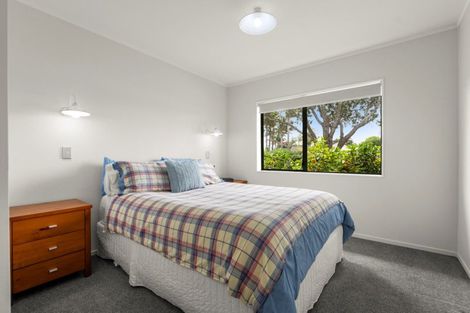 Photo of property in 100a Pacific View Road, Papamoa Beach, Papamoa, 3118