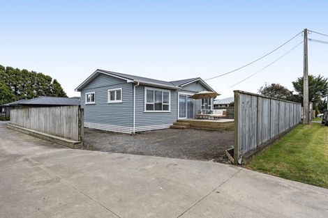 Photo of property in 44 Egmont Road, Waiwhakaiho, New Plymouth, 4312