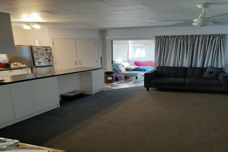 Photo of property in 5 Neptune Place, Waimairi Beach, Christchurch, 8083