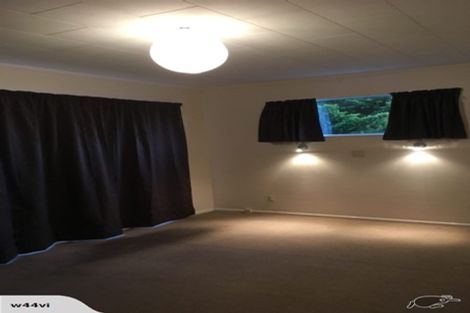 Photo of property in 12 Venus Place, Whitby, Porirua, 5024