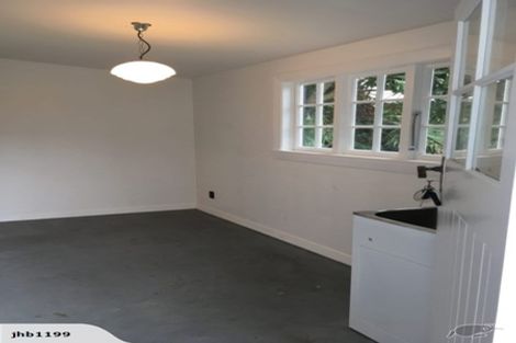 Photo of property in 81 Main Road, Redcliffs, Christchurch, 8081