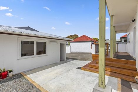 Photo of property in 19 Charleston Avenue, Boulcott, Lower Hutt, 5011