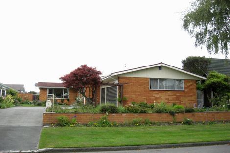Photo of property in 8 Highland Place Avonhead Christchurch City