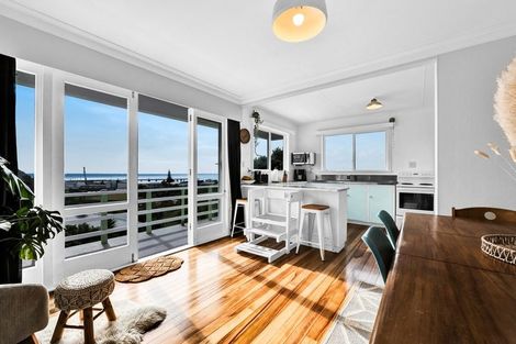 Photo of property in 76 South Road, Blagdon, New Plymouth, 4310