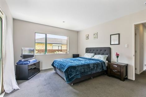 Photo of property in 24 Maadi Place, Papakura, 2110