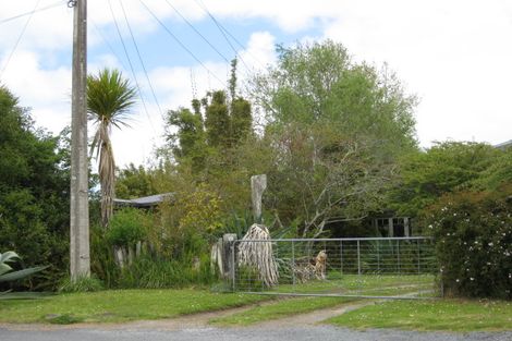 Photo of property in 22 School Road, Kaipara Flats, Warkworth, 0984