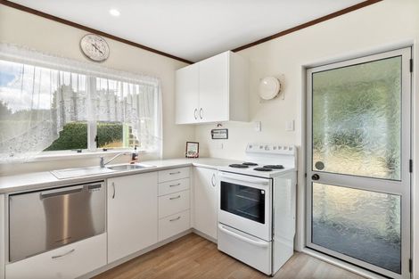 Photo of property in 9 Kingfisher Way, Te Kowhai, Hamilton, 3288