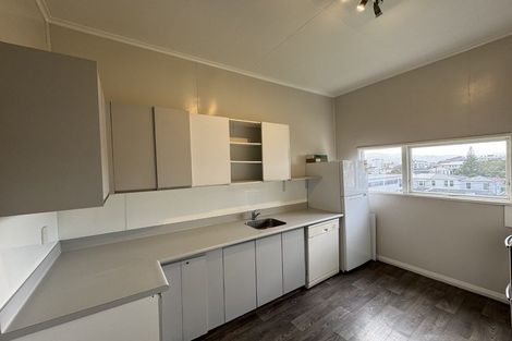 Photo of property in 61a Pirie Street, Mount Victoria, Wellington, 6011