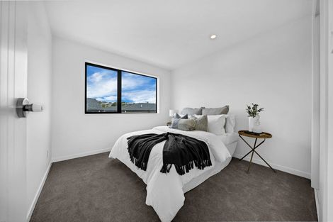Photo of property in 1/145 Bucklands Road, Bucklands Beach, Auckland, 2012