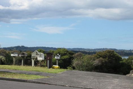 Photo of property in 201 West Harbour Drive, West Harbour, Auckland, 0618