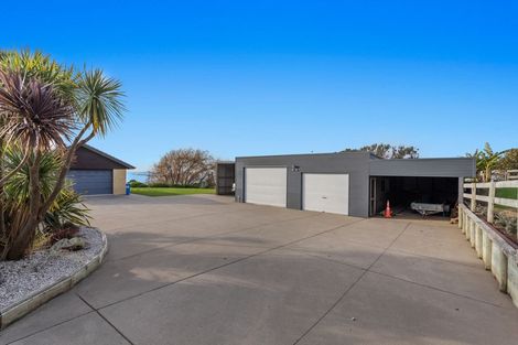 Photo of property in 45 Beach Road, Tirohanga, Opotiki, 3197