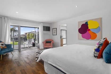 Photo of property in 1221 Papamoa Beach Road, Papamoa Beach, Papamoa, 3118