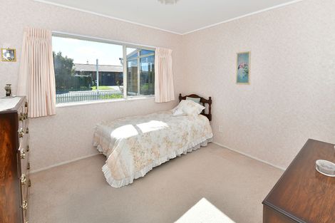 Photo of property in 36 Lakeside Drive, Pahurehure, Papakura, 2113