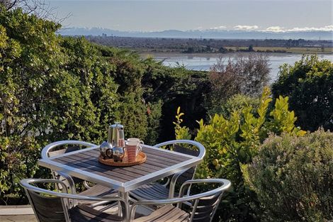 Photo of property in 34 The Brae, Mount Pleasant, Christchurch, 8081