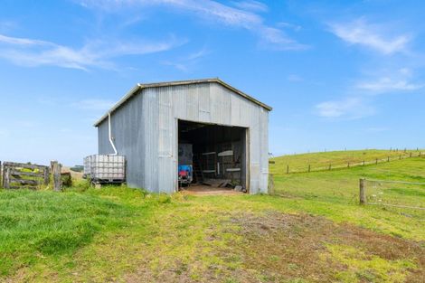 Photo of property in 25 Mapuna Road, Tangiteroria, 0381