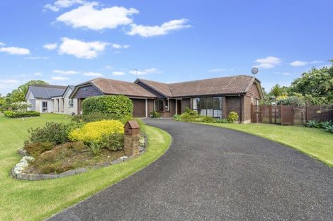 Photo of property in 33 Uppingham Crescent, Hillcrest, Auckland, 0627