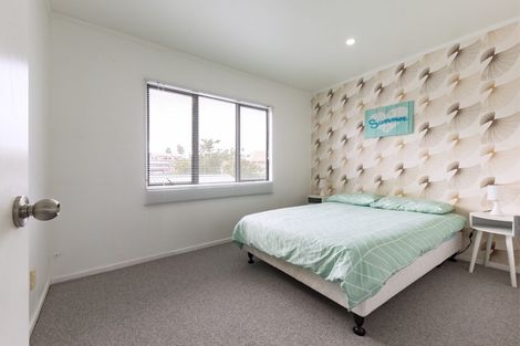 Photo of property in 17 Fort Richard Road, Otahuhu, Auckland, 1062