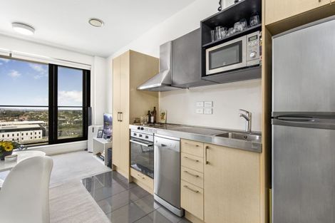 Photo of property in Twin Towers, 808/17 Putney Way, Manukau, Auckland, 2104