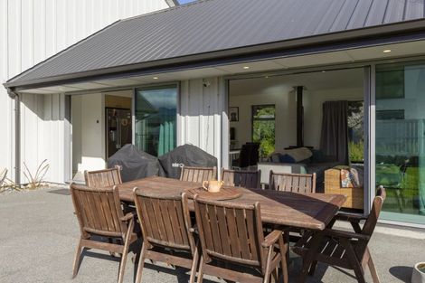 Photo of property in 112 Harakeke Drive, Wharewaka, Taupo, 3330