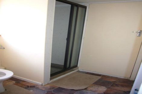 Photo of property in 65 Seaview Road, Cable Bay, 0420