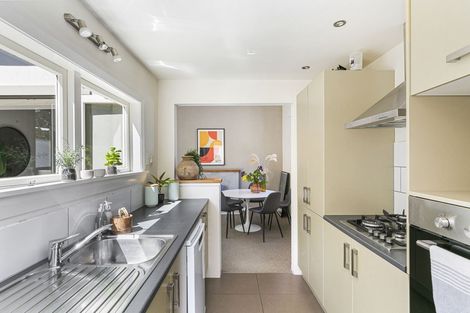 Photo of property in 244 Ohiro Road, Brooklyn, Wellington, 6021