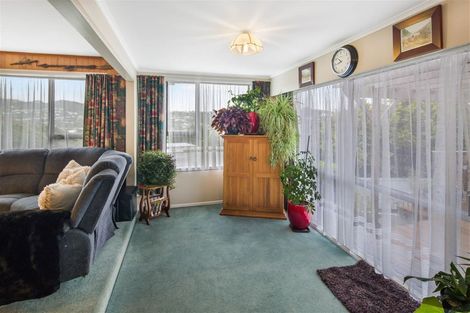Photo of property in 19 Macaulay Street, Johnsonville, Wellington, 6037