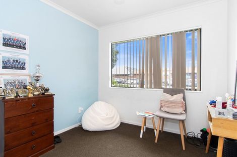 Photo of property in 110 Evans Road, Papamoa Beach, Papamoa, 3118