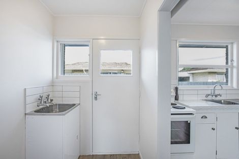 Photo of property in 2/507 Burnett Street, Mahora, Hastings, 4120