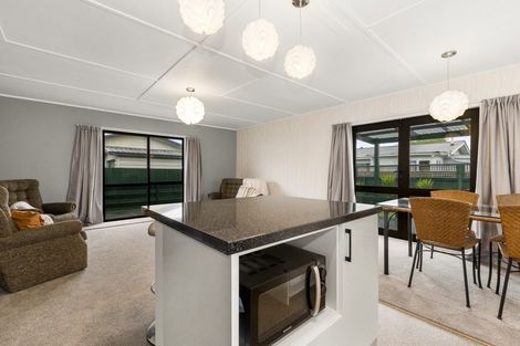 Photo of property in 41d Kawaha Point Road, Fairy Springs, Rotorua, 3015