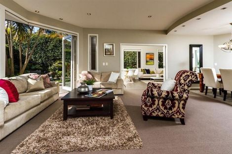 Photo of property in 6 Brighton Terrace, Murrays Bay, Auckland, 0630