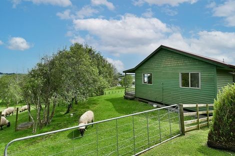 Photo of property in 570 Mahurangi East Road, Algies Bay, Warkworth, 0920