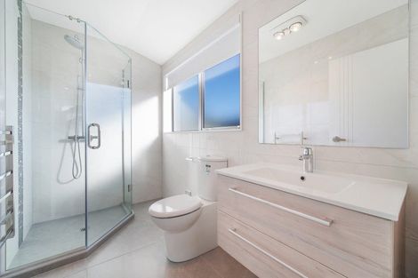 Photo of property in 496 Blockhouse Bay Road, Blockhouse Bay, Auckland, 0600