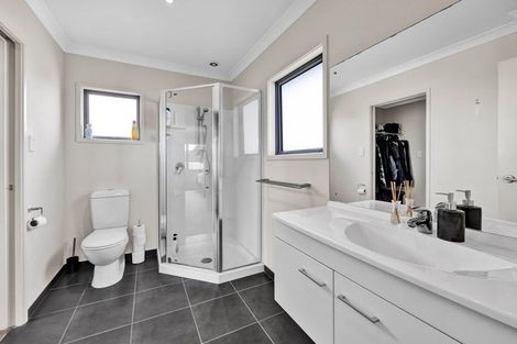 Photo of property in 17 Ponderosa Place, Opunake, 4616